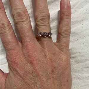 Chic Silver Ring with Pink Accents